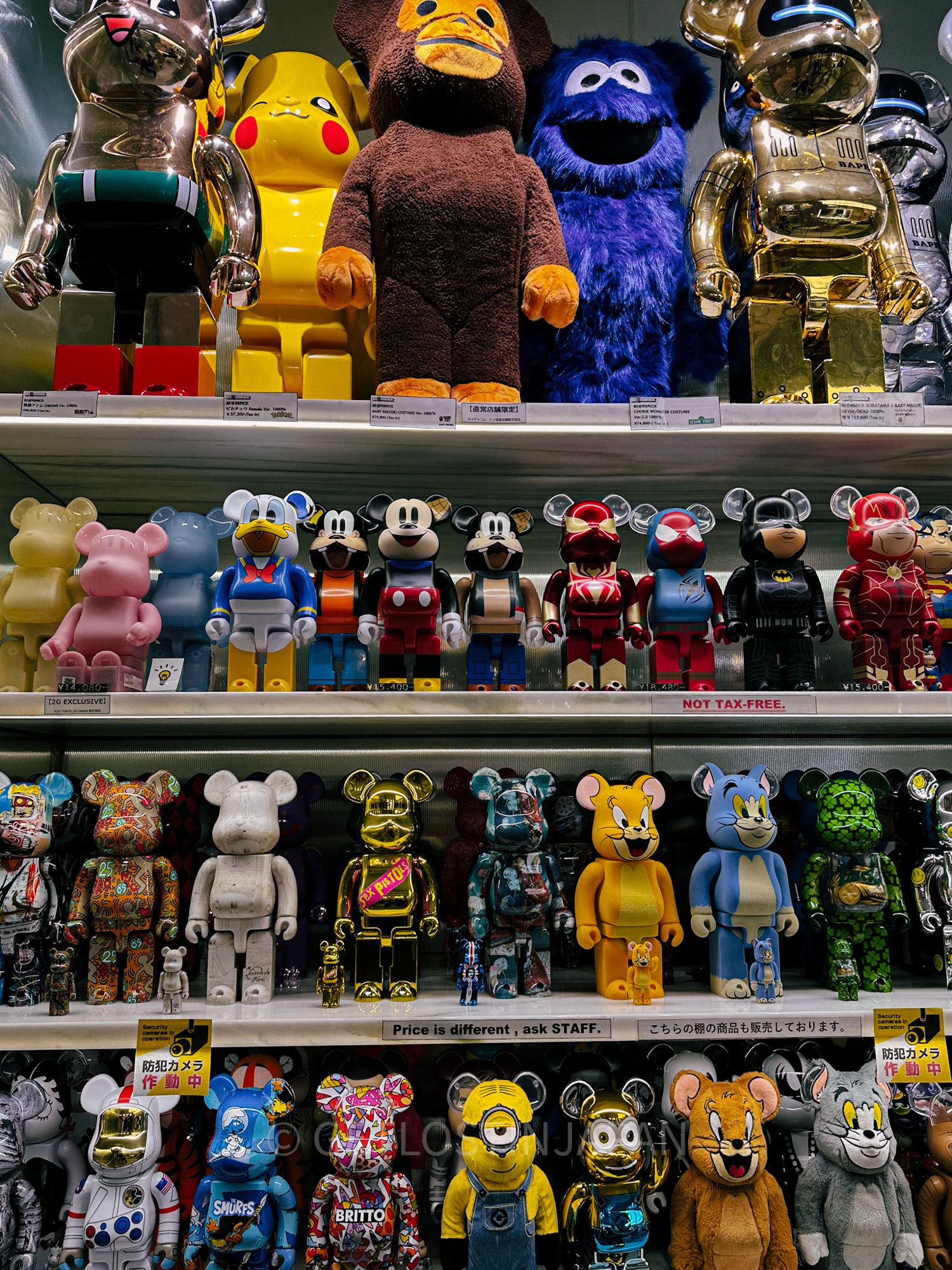 A wall full of large and small Bear Bricks in PARCO Mall, a popular shopping mall in Osaka, Japan.