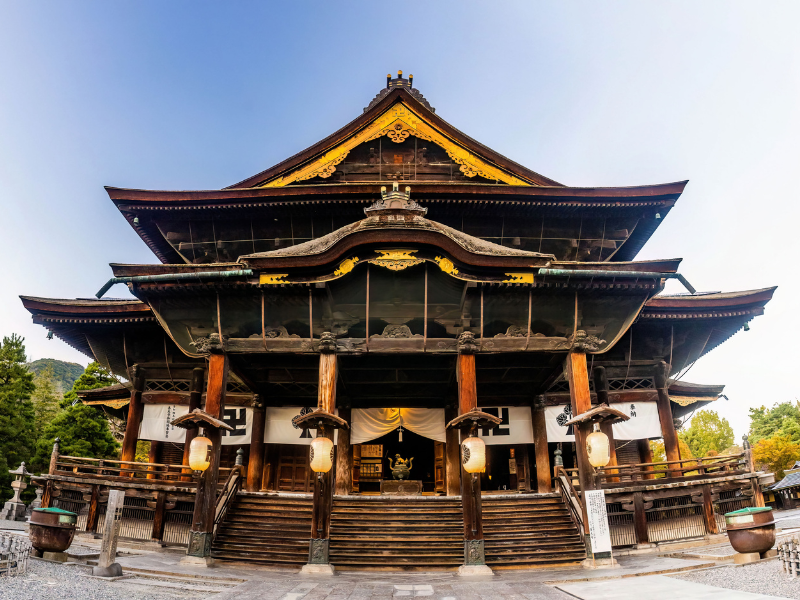Historic Zenkoji Temple in Nagano, a cultural highlight to explore on day trips from Tokyo in winter.